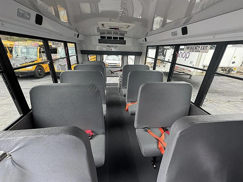 2024 GMC Collins DE416WR Shuttle Bus - Image 8