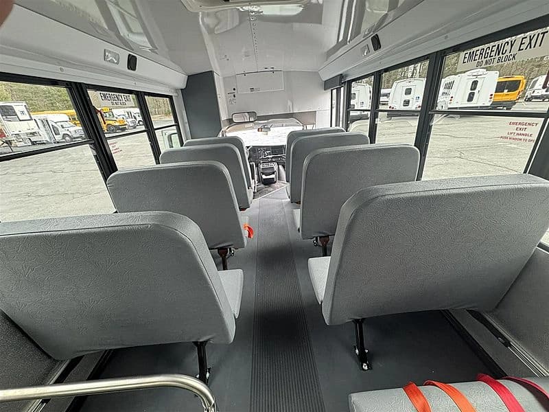 2024 GMC Collins DE416WR Shuttle Bus - Image 9