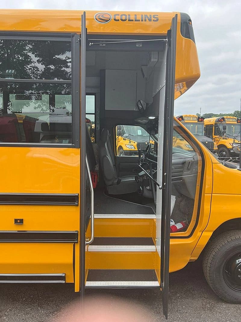 2026 Ford E450 Collins Mini School Bus - Image 18