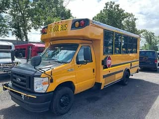 2024 Ford DE516WR bus