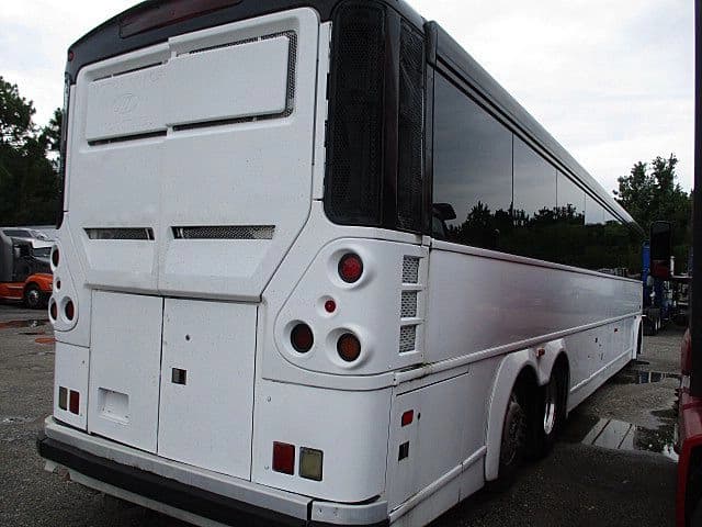 2008 MCI D4505 Coach Bus - Image 3