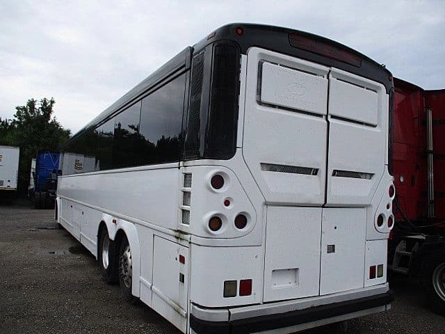 2008 MCI D4505 Coach Bus - Image 4