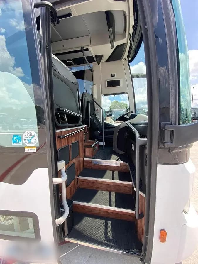 2024 Mercedes Benz Tourrider Coach Bus - Image 5