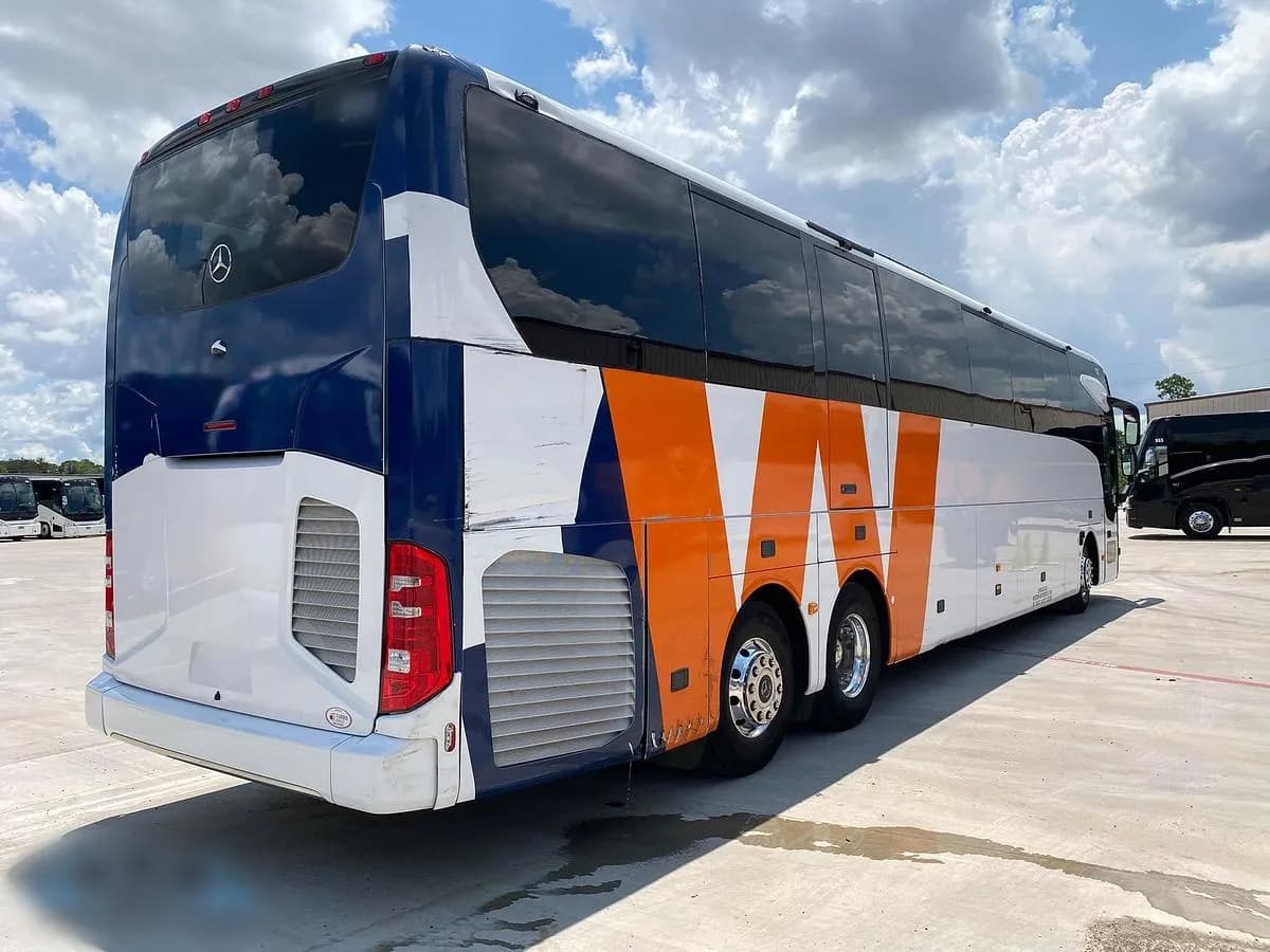 2023 Mercedes Benz Tourrider ADA Coach - Image 2
