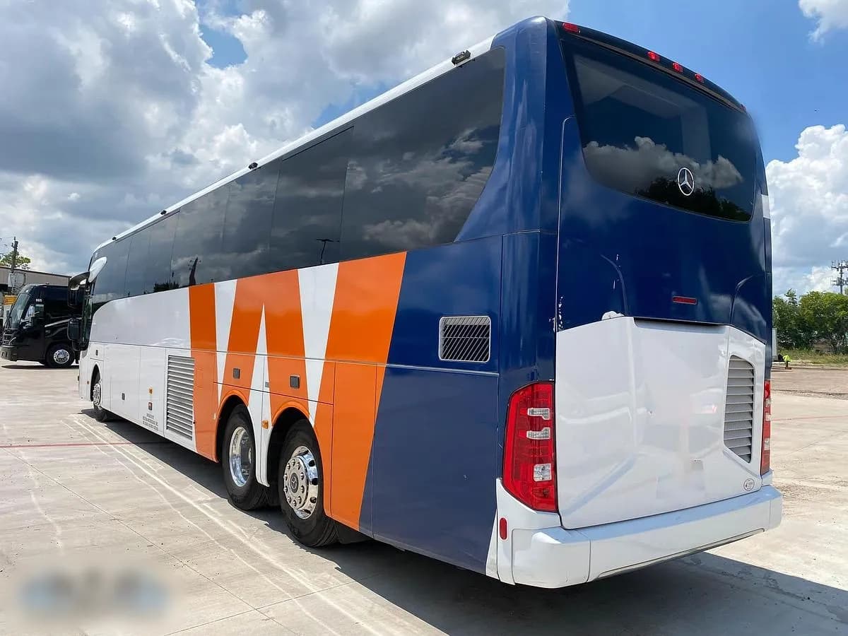 2023 Mercedes Benz Tourrider ADA Coach - Image 3