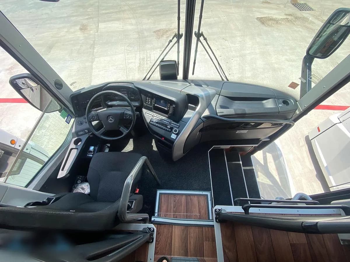 2023 Mercedes Benz Tourrider ADA Coach - Image 5