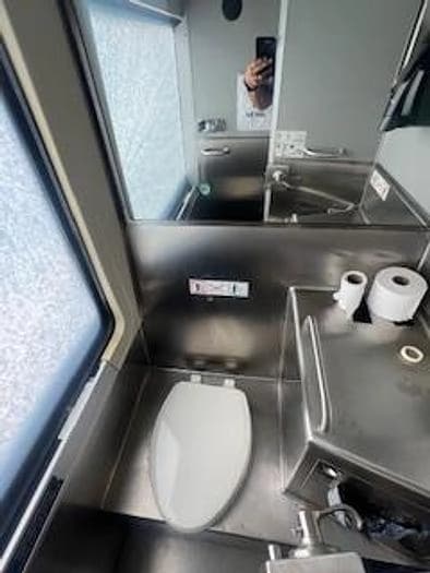 2008 Mci D4505 Coach - Image 5