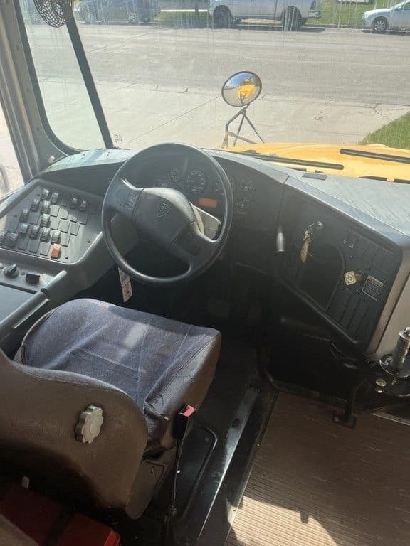 2017 IC CE School Bus - Image 6