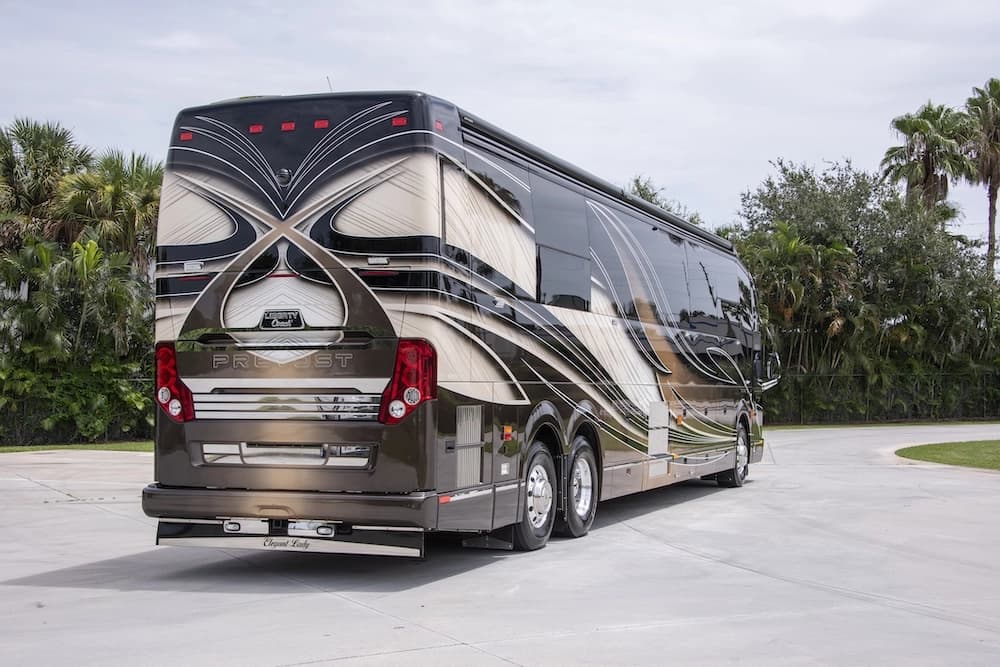 2019 Prevost Liberty Elegant Lady H3-45 Motorhome - Image 2