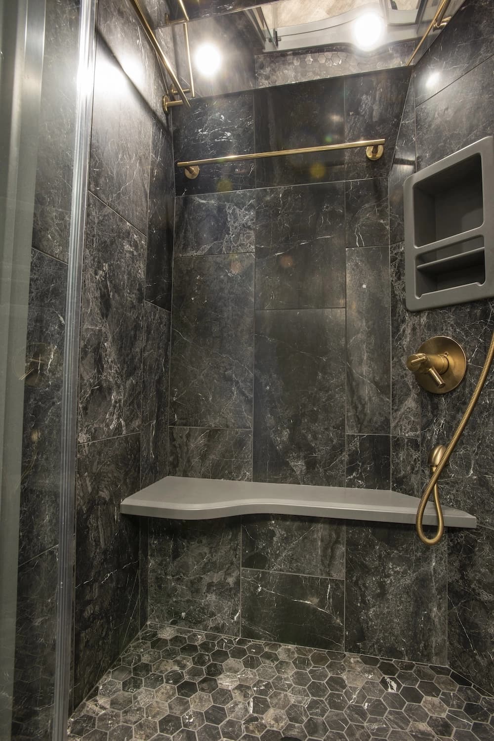 2019 Prevost Liberty Elegant Lady H3-45 Motorhome - Image 26
