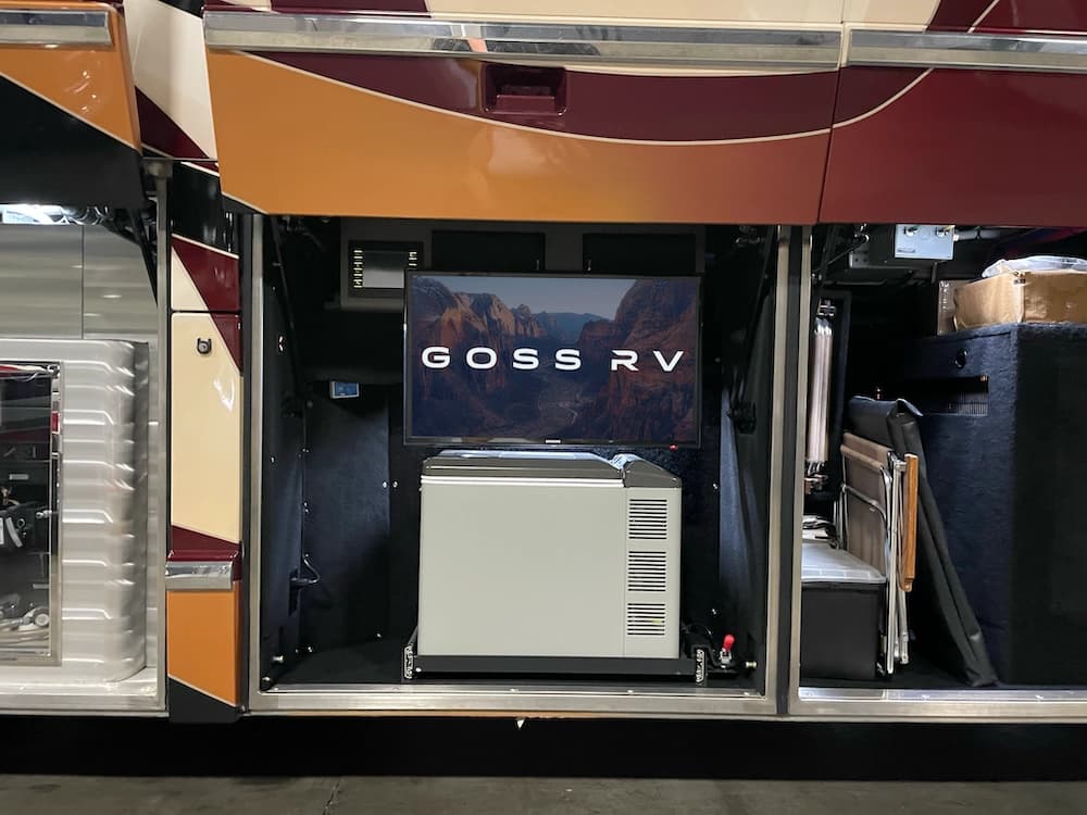 2014 Prevost Marathon H3-45 Motorhome - Image 24