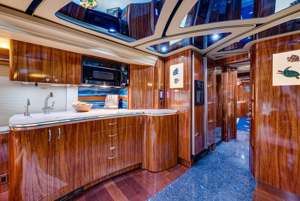 2009 Prevost Marathon H3-45 Motorhome - Image 33