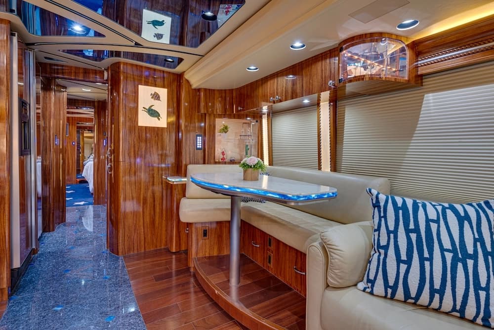 2009 Prevost Marathon H3-45 Motorhome - Image 34