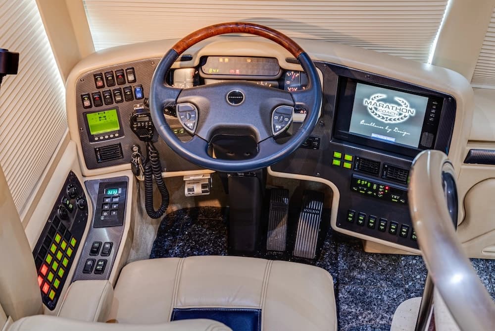 2009 Prevost Marathon H3-45 Motorhome - Image 40