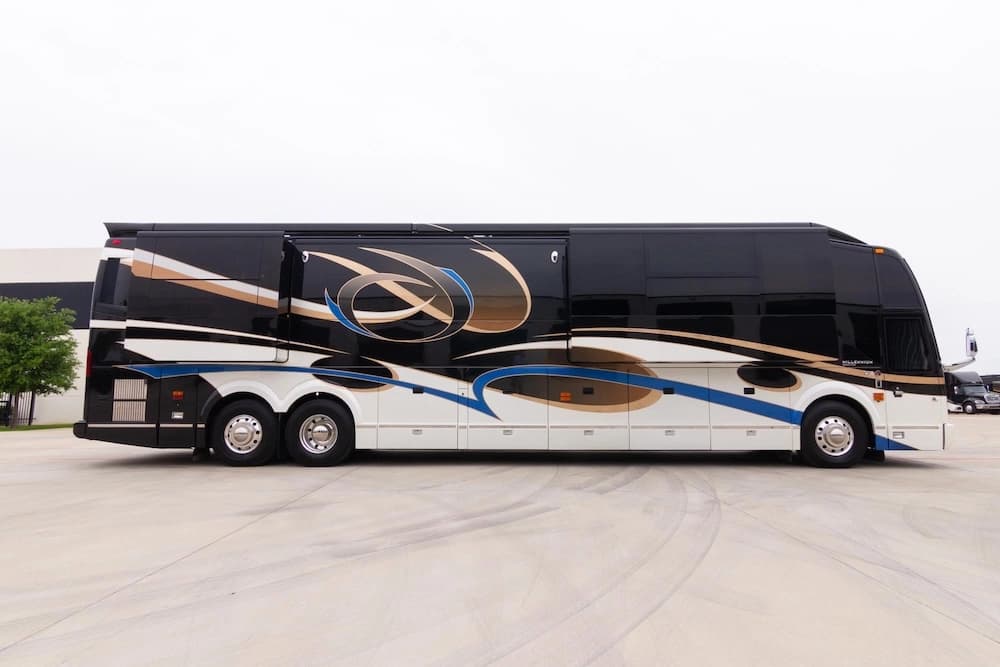 2014 Prevost Millennium H3-45 Motorhome - Image 12