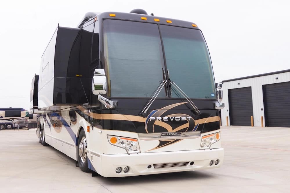 2014 Prevost Millennium H3-45 Motorhome - Image 23