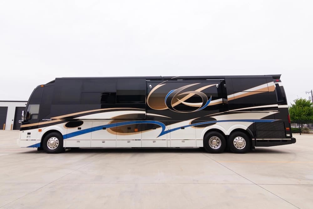 2014 Prevost Millennium H3-45 Motorhome - Image 4