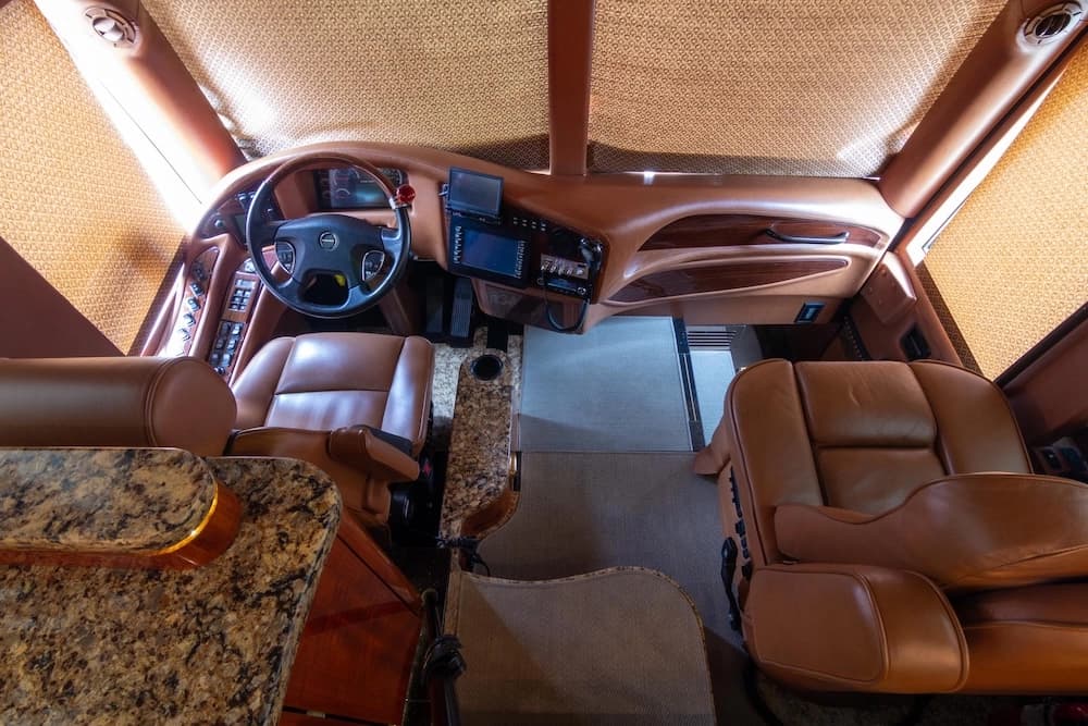 2014 Prevost Millennium H3-45 Motorhome - Image 33