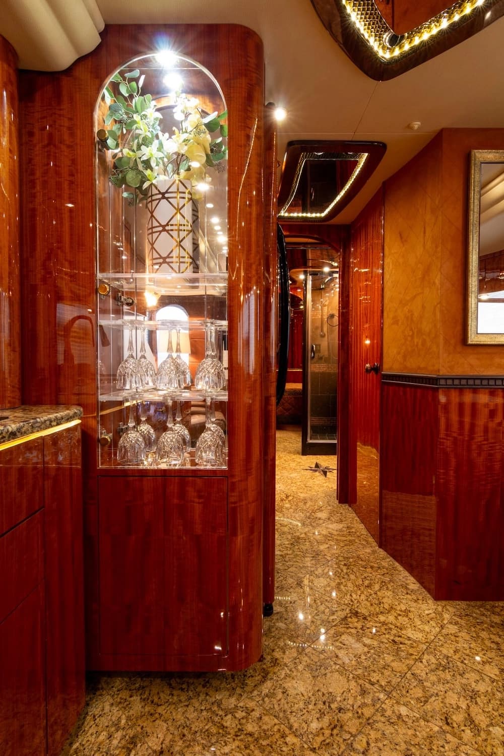 2014 Prevost Millennium H3-45 Motorhome - Image 50