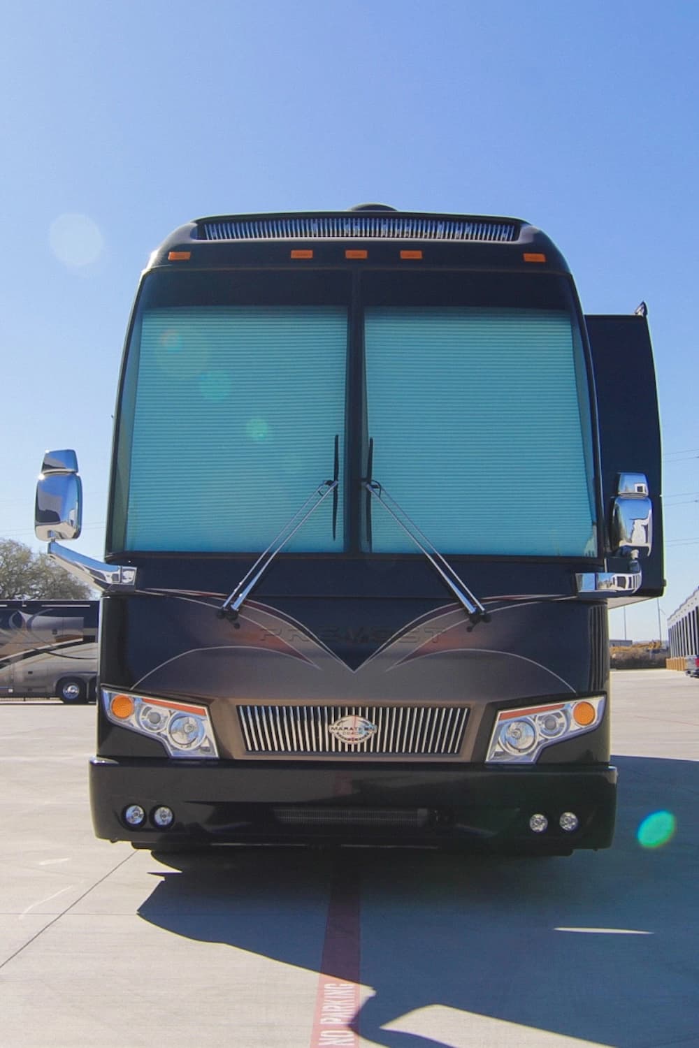 2014 Prevost Marathon H3-45 Motorhome - Image 20