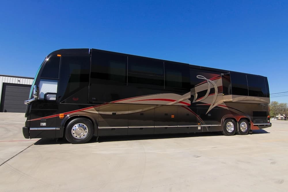 2014 Prevost Marathon H3-45 Motorhome - Image 4