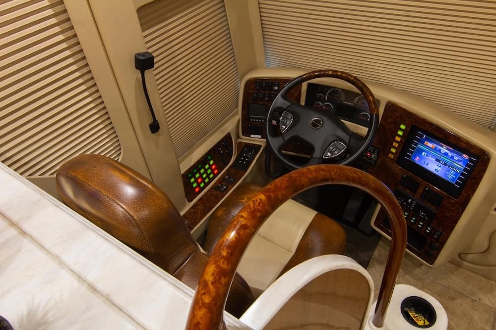 2014 Prevost Marathon H3-45 Motorhome - Image 33
