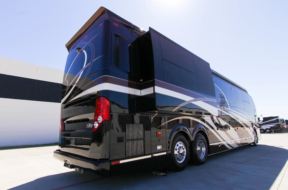 2013 Prevost Millennium H3-45 Motorhome - Image 22