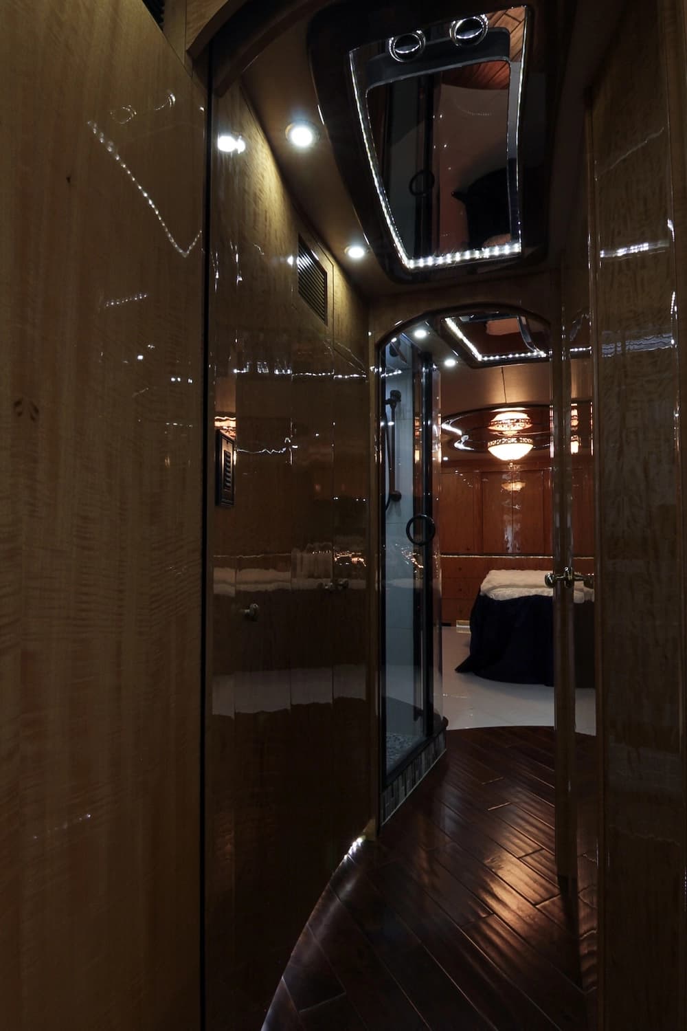 2013 Prevost Millennium H3-45 Motorhome - Image 43