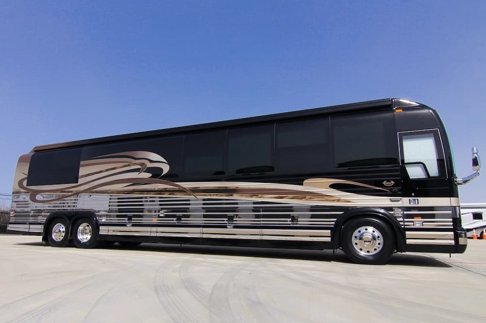 2007 Prevost Marathon XLII Motorhome - Image 13