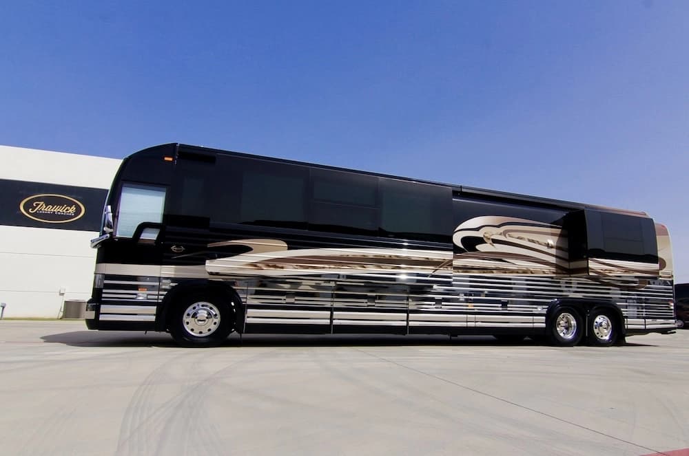 2007 Prevost Marathon XLII Motorhome - Image 25