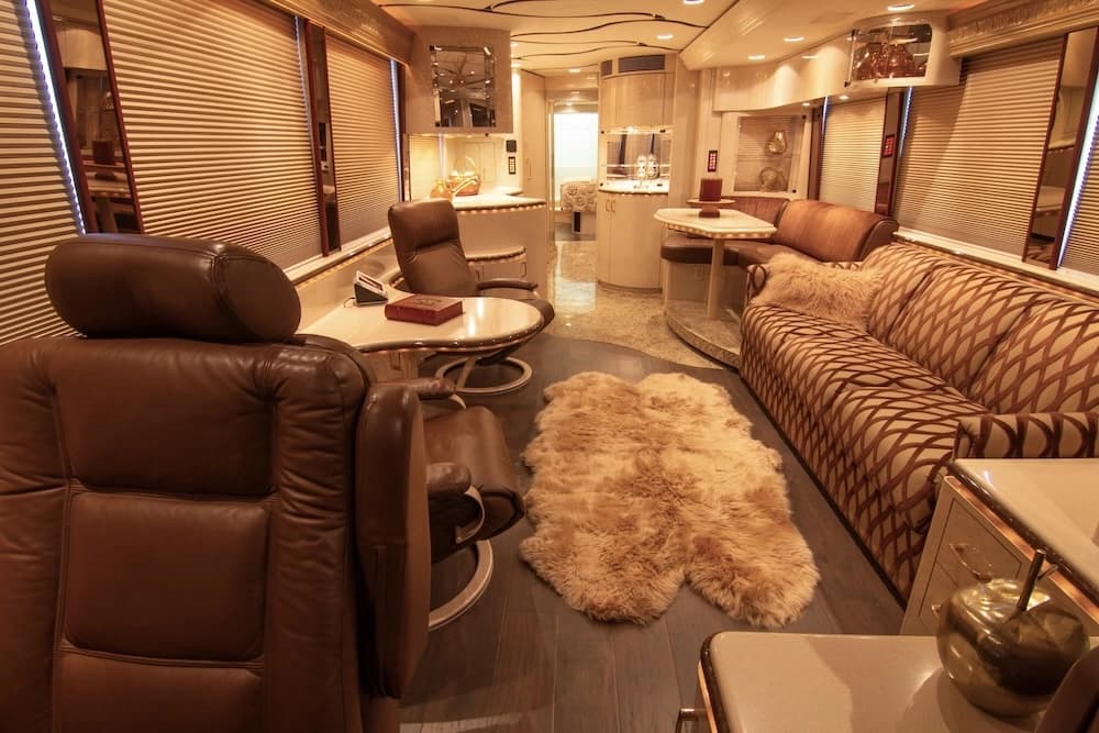 2007 Prevost Marathon XLII Motorhome - Image 32