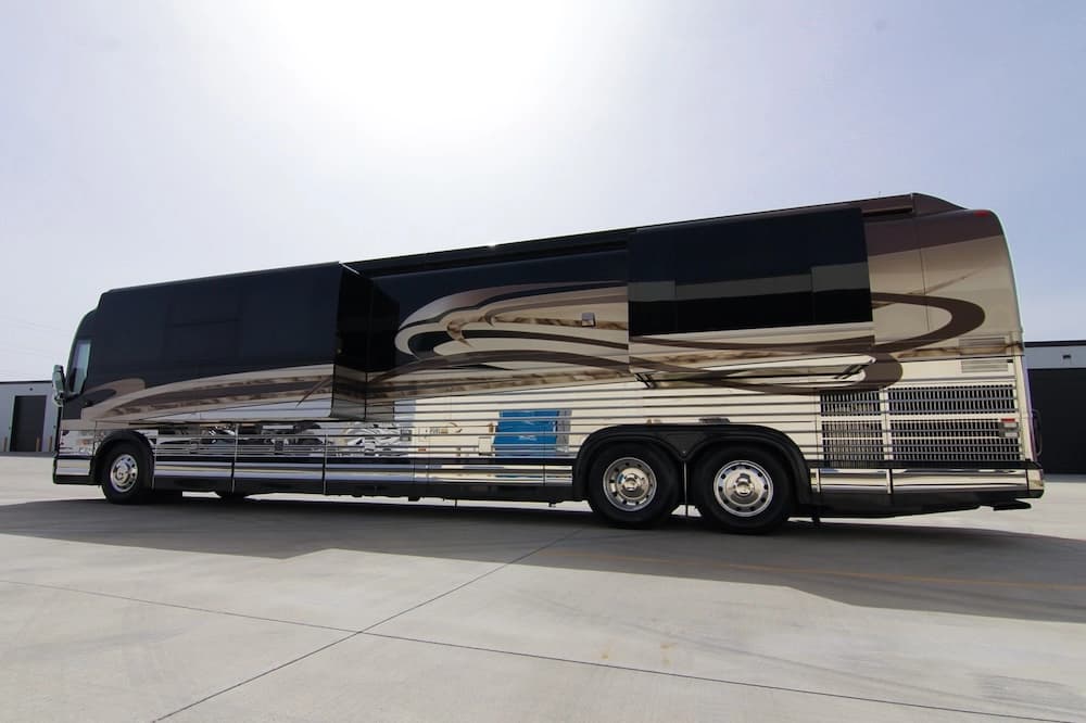 2007 Prevost Marathon XLII Motorhome - Image 6