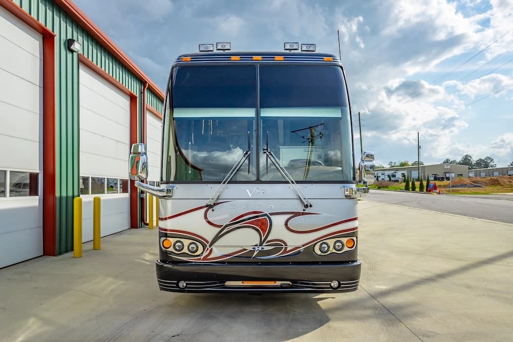 2007 Prevost Featherlite H3-45 Motorhome - Image 3