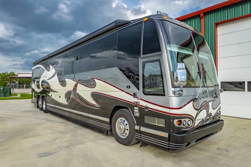 2007 Prevost Featherlite H3-45 Motorhome - Image 24