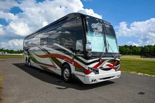 2006 Prevost Featherlite H3-45 bus