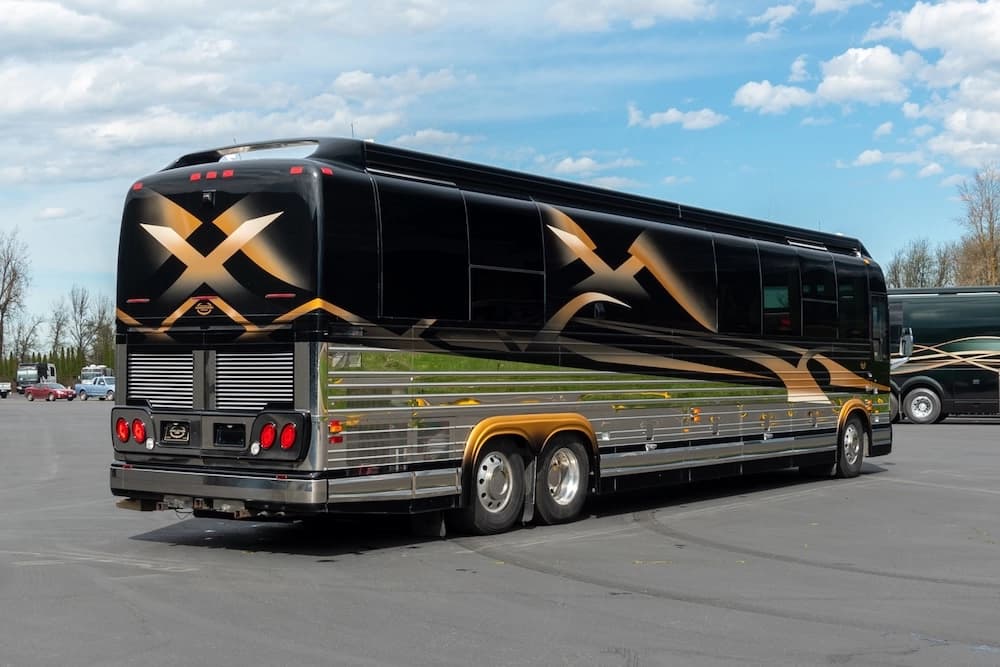 2006 Prevost Marathon XLII Motorhome - Image 41