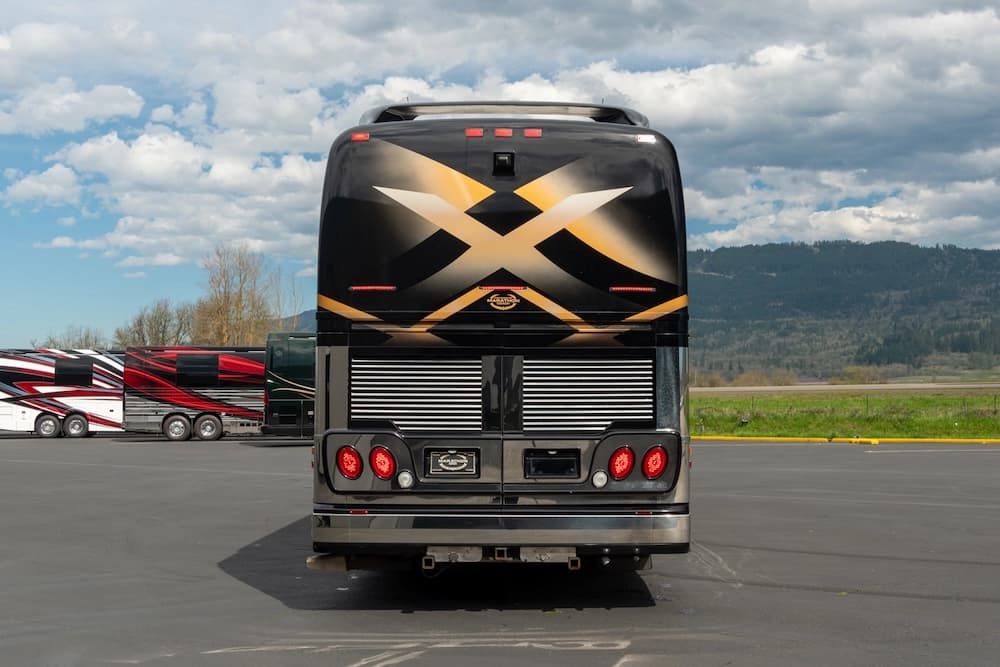 2006 Prevost Marathon XLII Motorhome - Image 42