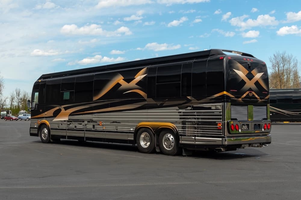 2006 Prevost Marathon XLII Motorhome - Image 43