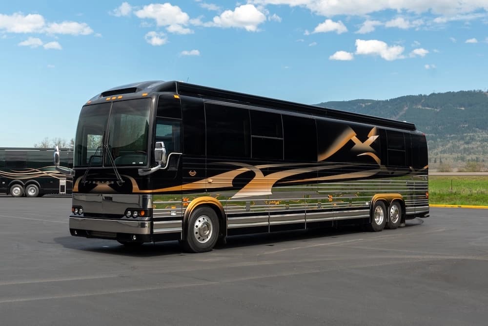 2006 Prevost Marathon XLII Motorhome - Image 45