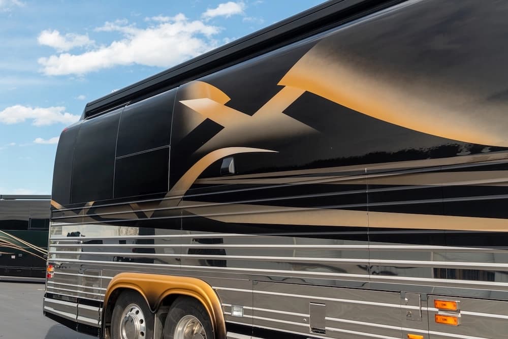 2006 Prevost Marathon XLII Motorhome - Image 49