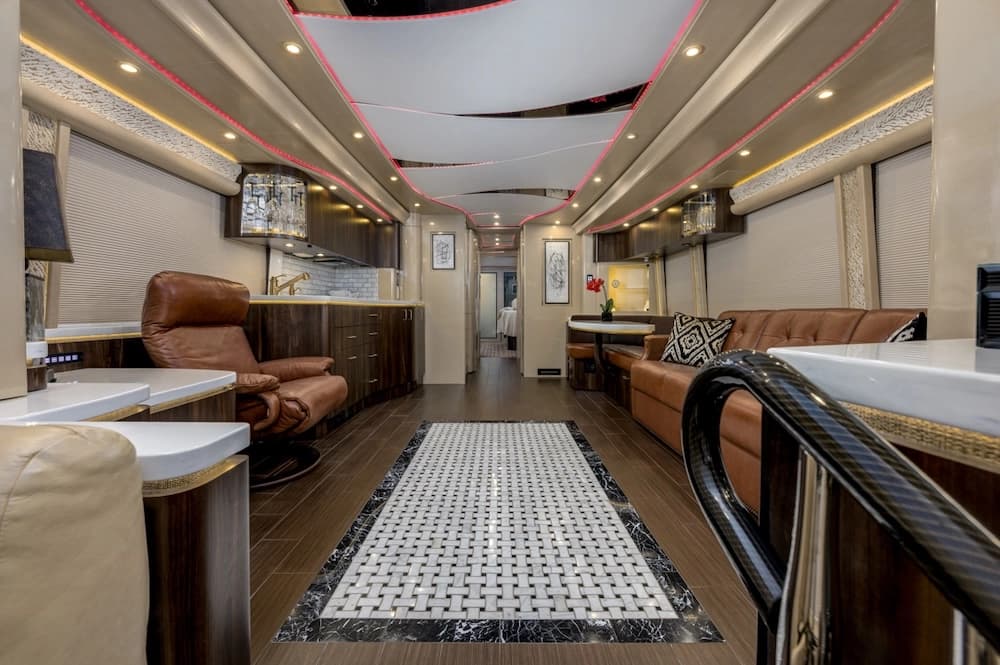 2017 Prevost Marathon H3-45 Motorhome - Image 2