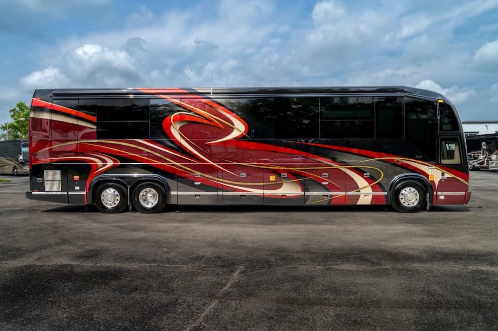 2017 Prevost Marathon H3-45 Motorhome - Image 26