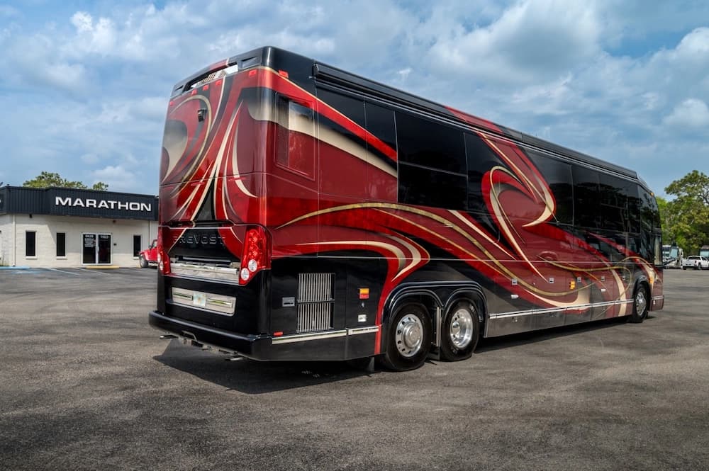 2017 Prevost Marathon H3-45 Motorhome - Image 27