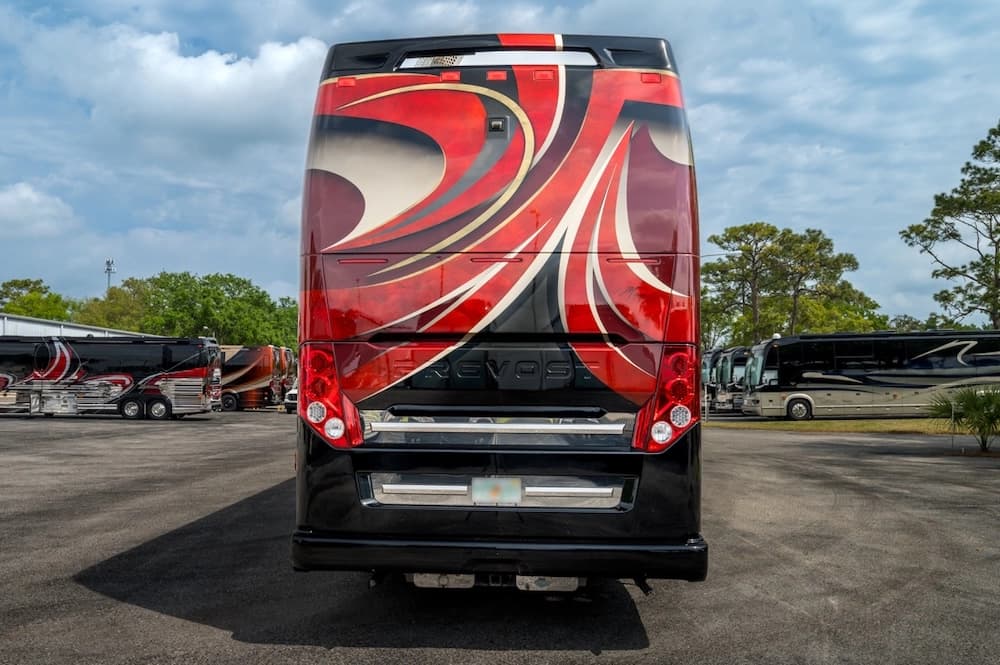 2017 Prevost Marathon H3-45 Motorhome - Image 28