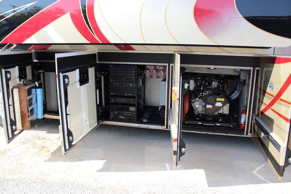 2016 Prevost Outlaw H3-45 Motorhome - Image 37