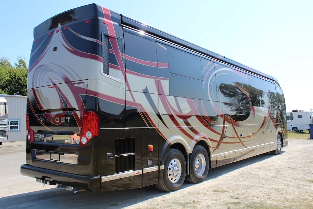 2016 Prevost Outlaw H3-45 Motorhome - Image 9