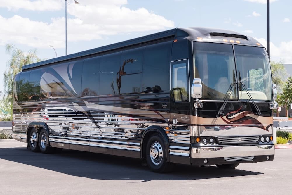 2008 Prevost Marathon XLII Motorhome - Image 11