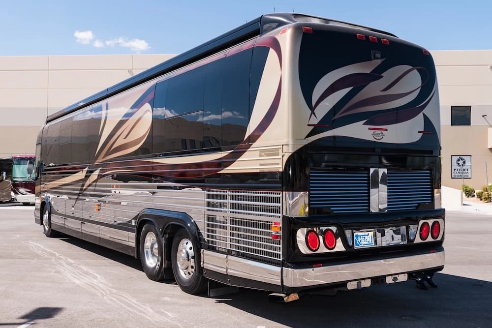 2008 Prevost Marathon XLII Motorhome - Image 3