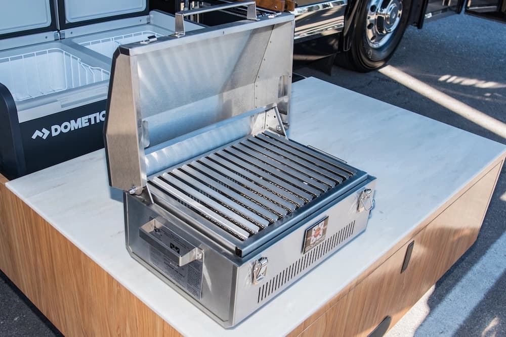 2008 Prevost Marathon XLII Motorhome - Image 21