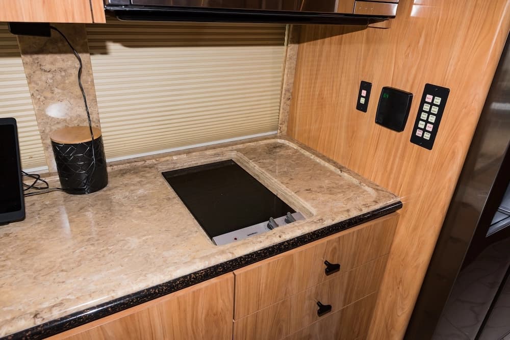 2008 Prevost Marathon XLII Motorhome - Image 50